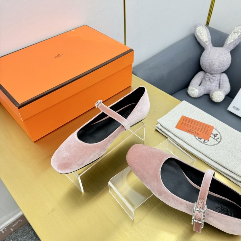 Hermes flat shoes